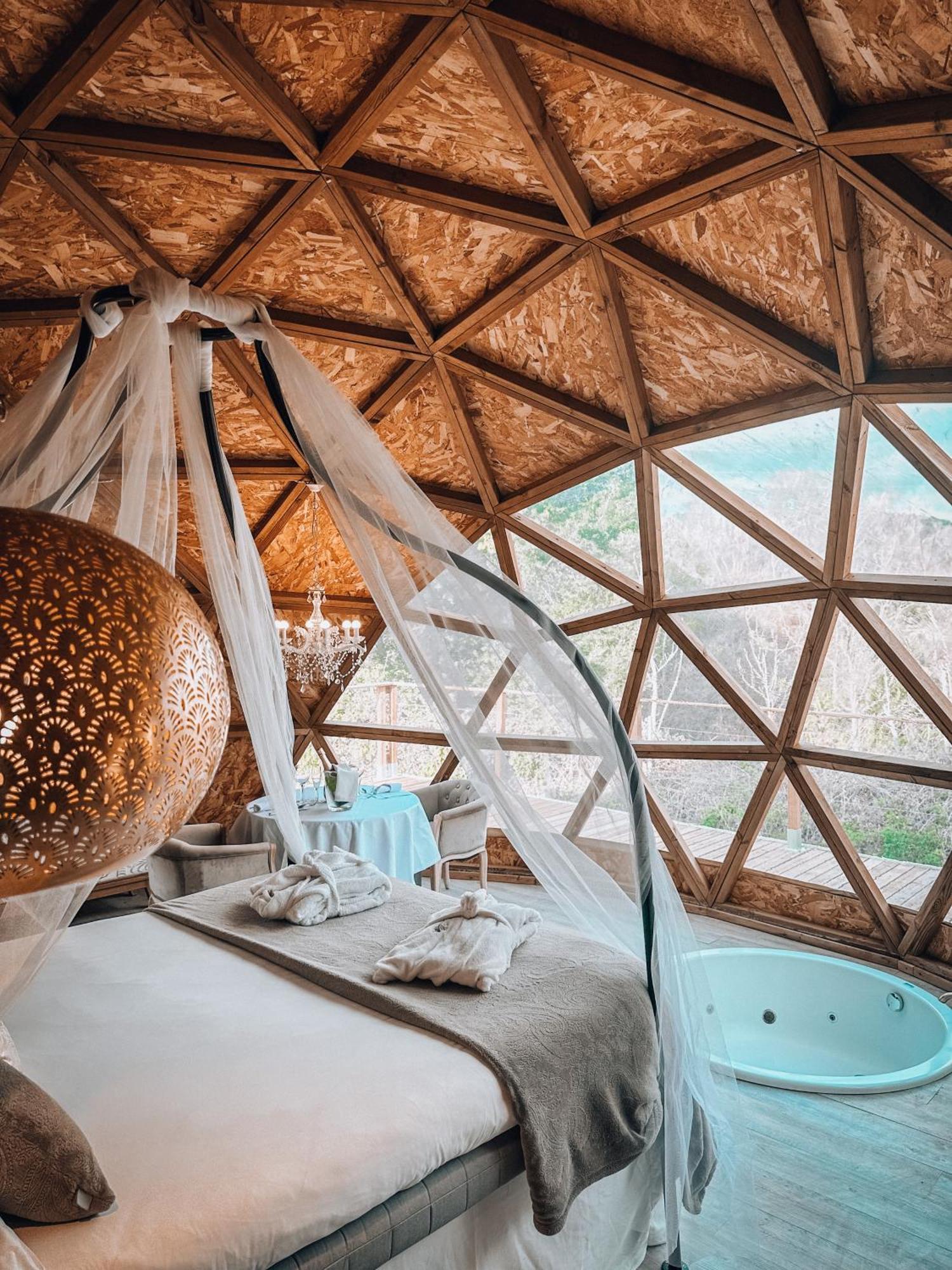 Bubble Suites Canyelles  Buitenkant foto